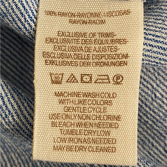 EUC Free People Blue White Flowy Button Down top with bell cuff Size XS - Picture 4 of 10